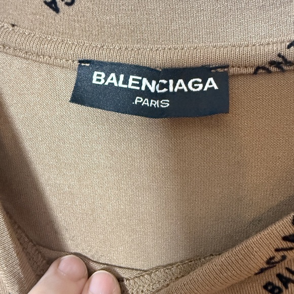 Fashion design like Balenciaga light Brown Logo Print Long Sleeve Shirt - Picture 5 of 12